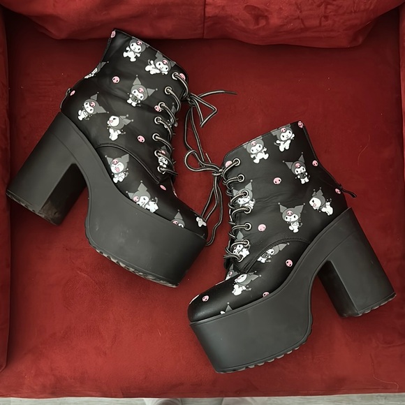 Kuromi Lace-Up Platform Boots 7 pre Black Platform Ankle Boots with Cute Print